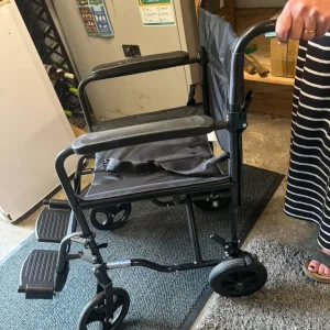 Manual wheelchair - Image 2