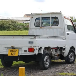 DAIHATSU HIJET 650CC White Manual Petrol 2002 - Image 4