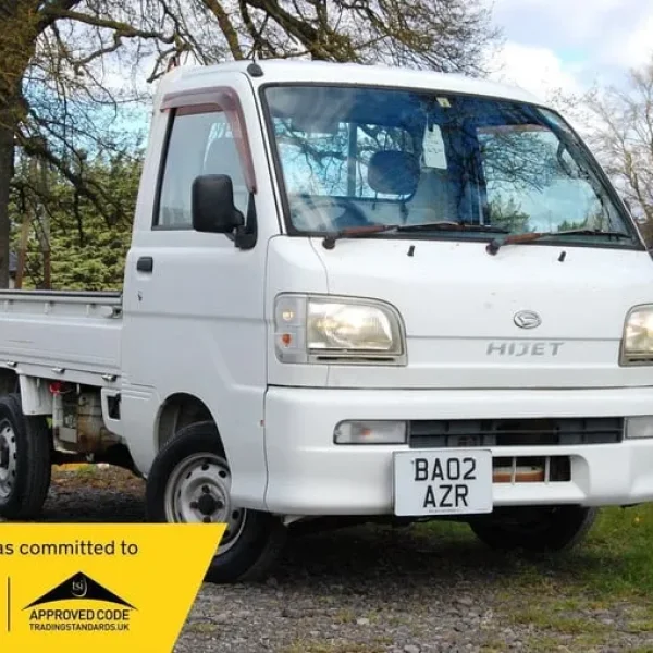 DAIHATSU HIJET 650CC White Manual Petrol 2002