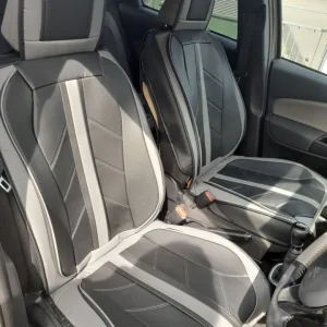 Toyota Yaris 1.33 VVT-i Design 5dr Petrol - Image 7