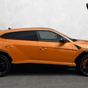 2022 Lamborghini Urus Pearl Capsule 4.0T FSI V8 Pearl Capsule 5dr Auto Petrol - Image 2