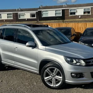 2016 Volkswagen Tiguan 2.0 TDi BlueMotion Tech R-Line Edition 150 5dr DSG ESTATE Diesel Automatic