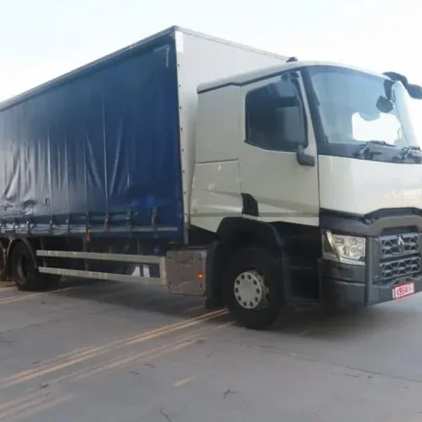 2016 Renault T 380 26 TONNE 6X2 CURTAINSIDED SLEPPER CAB TAILIFT