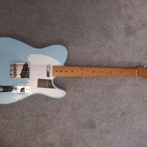 Fender vintera electric guitar - Image 6