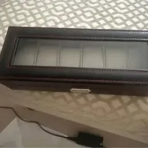 Leatherette watch and bracelet box