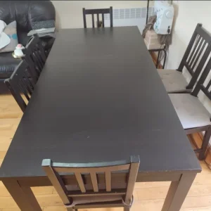 6 seater dinning table extendable to 8 seater plus 8 chairs - Image 2