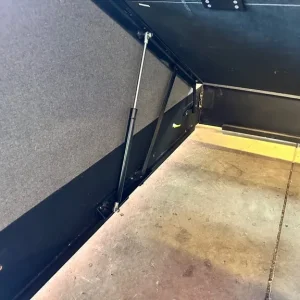 Lovely king size bed 🛌 - Image 6