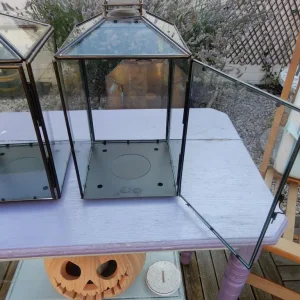 Pair of Lanterns - Wind Candleholders - Image 4