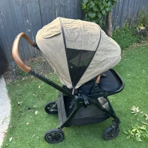 Nina Triv bassinet and toddler seat - Image 3