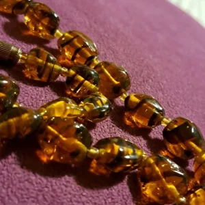 3 lovely vintage glass beaded necklaces - Image 2