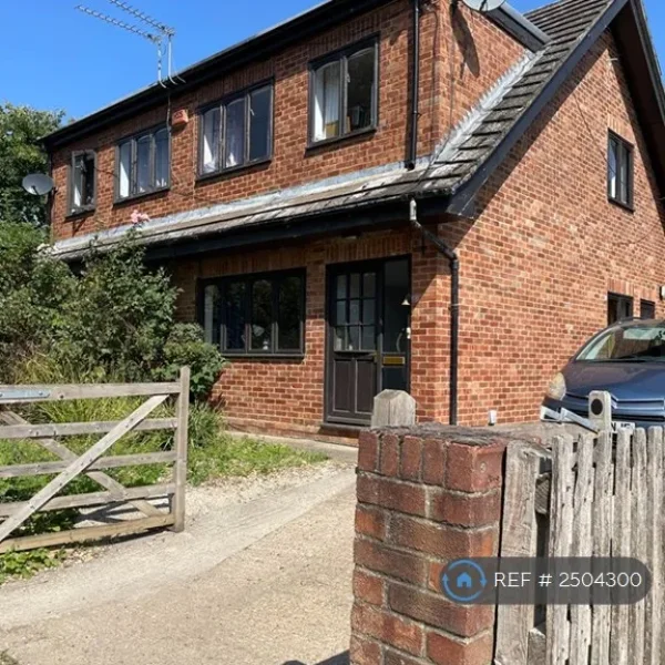 3 bedroom house in Great Barwick Farm, High Cross, Ware, SG11 (3 bed) (#2504300)