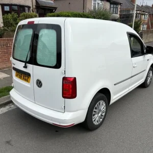 2018 Volkswagen Caddy 2.0TDI TRENDLINE AIR CON 1 owner FSH NO - Image 4