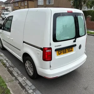 2018 Volkswagen Caddy 2.0TDI TRENDLINE AIR CON 1 owner FSH NO - Image 5
