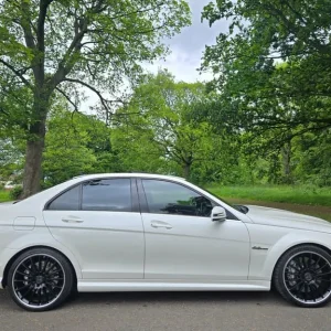2012 Mercedes-Benz C-Class C63 4dr Auto SALOON Petrol Automatic - Image 2
