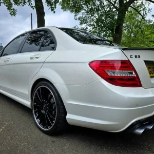 2012 Mercedes-Benz C-Class C63 4dr Auto SALOON Petrol Automatic - Image 5