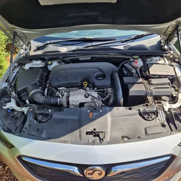 Vauxhall, INSIGNIA, Hatchback, 2017, Manual, 1598 (cc), 5 doors