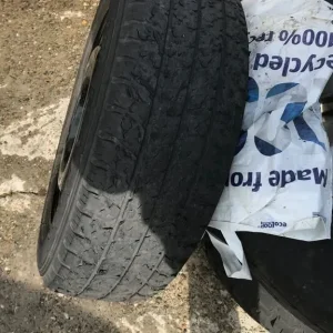 Volkswagen transporter wheel & tyre - Image 3