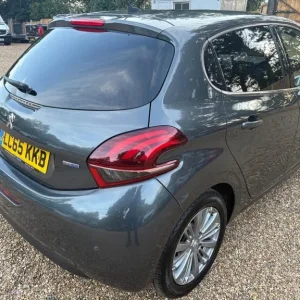 2015 Peugeot 208 1.6 BlueHDi Allure Euro 6 5dr HATCHBACK Diesel Manual - Image 6