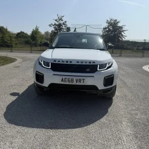 2018 Land Rover Range Rover Evoque 2.0 TD4 SE Tech SUV 5dr Diesel Auto 4WD Euro 6 (s/s) (180 ps) ... - Image 2
