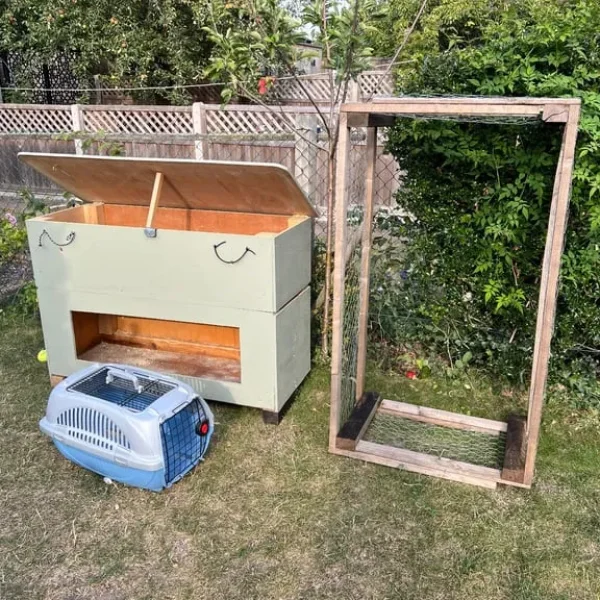 Guinea Pig Rabbit Small Pet Home Made Hutch, Run & Carrier Bundle