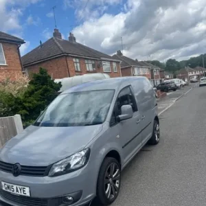 Volkswagen Caddy - 2015, Manual, 1598 (cc) - Image 4