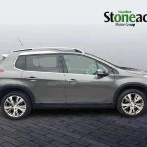 2016 Peugeot 2008 1.6 BlueHDi Allure SUV 5dr Diesel Manual Euro 6 (s/s) (120 ps) HATCHBACK Diesel... - Image 7