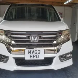 Reserved deposit payed!!Honda stepwagon spada cool spirit fresh japanese import - Image 2