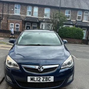 Vauxhall, ASTRA, Hatchback, 2012, Manual, 1398 (cc), 5 doors - Image 3