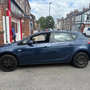 Vauxhall, ASTRA, Hatchback, 2012, Manual, 1398 (cc), 5 doors - Image 8