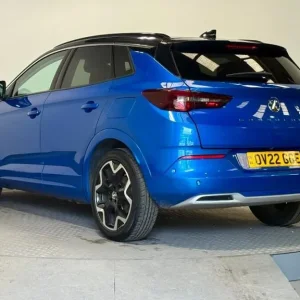 2022 Vauxhall Grandland 1.6 13.2kWh Elite SUV 5dr Petrol Plug-in Hybrid Auto Euro 6 (s/s) (225 ps... - Image 5