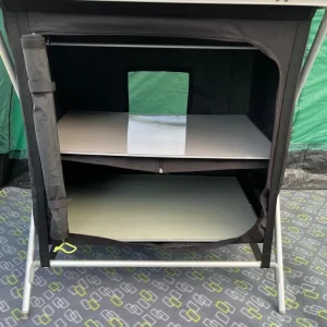 Camping equipment - Image 8