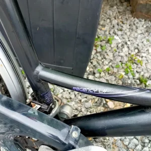 Indigo regency 21 speed ladies bike £80 no offers - Image 2