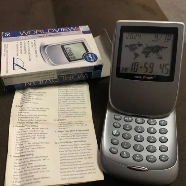 Worldview travel clock