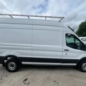 2018 Ford Transit 2.0 TDCi 130ps H3 Van PANEL VAN Diesel Manual - Image 8