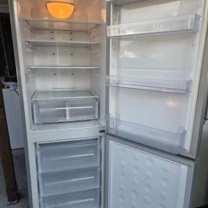 No Frost Tall Fridge Freezer Samsung - Image 8