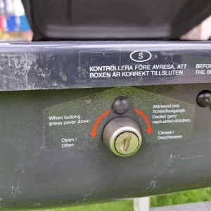 Thule roof box - Image 5