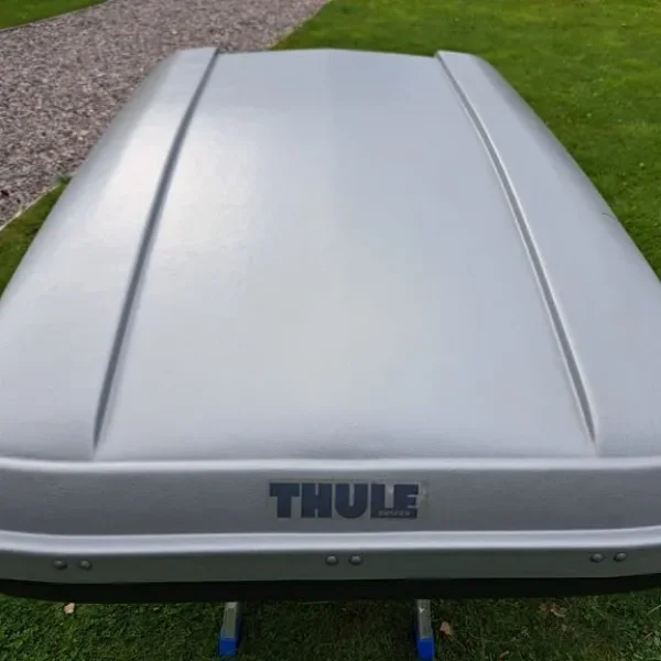 Thule roof box