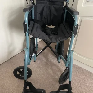Foldable wheelchair - Image 2