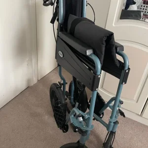 Foldable wheelchair - Image 4