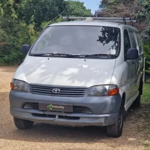 2006 Toyota HiAce 280 GS Van TRD 88Bhp PANEL VAN Diesel Manual - Image 7