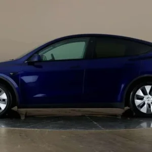 2023 Tesla Model Y RWD 5DR AUTO Hatchback Electric Automatic - Image 2