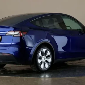 2023 Tesla Model Y RWD 5DR AUTO Hatchback Electric Automatic - Image 5