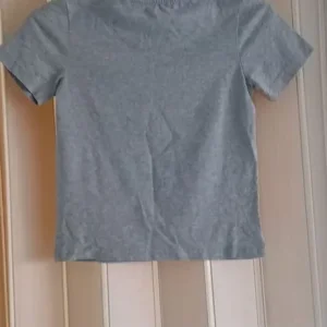 Age 6 T shirt - Image 2