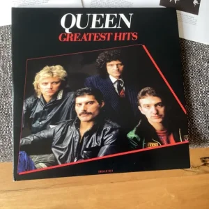Queen Double LP record Greatest Hits - Image 2