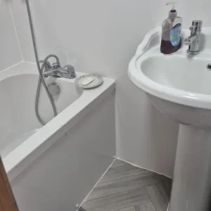 Double room Histon road to rent - Image 6