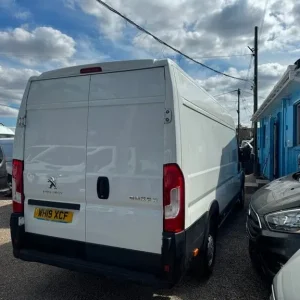 Peugeot Boxer BLUE HDI 435 L4H2 PROFESSIONAL P/V EXTRA LONG WHEEL BASE - Image 4