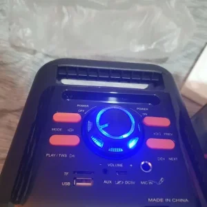 New Bluetooth Speaker Built in Battery, Mic, Remote Control boxed - Image 3