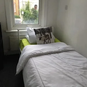 Room available now ! Near Tube & ALL amenities Book Now