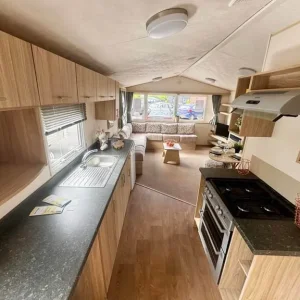 Cheap 3 Bedroom Caravan for sale on 4 star park in Suffolk - Image 3