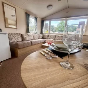 Cheap 3 Bedroom Caravan for sale on 4 star park in Suffolk - Image 8